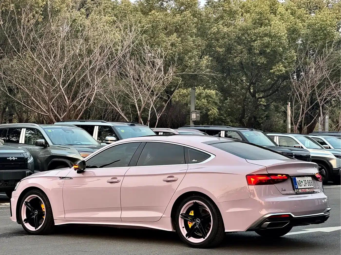 2022 Audi A5 Sportback 40 TFSI (Imported) - Fashionable and Dynamic Model — миниатюра 13