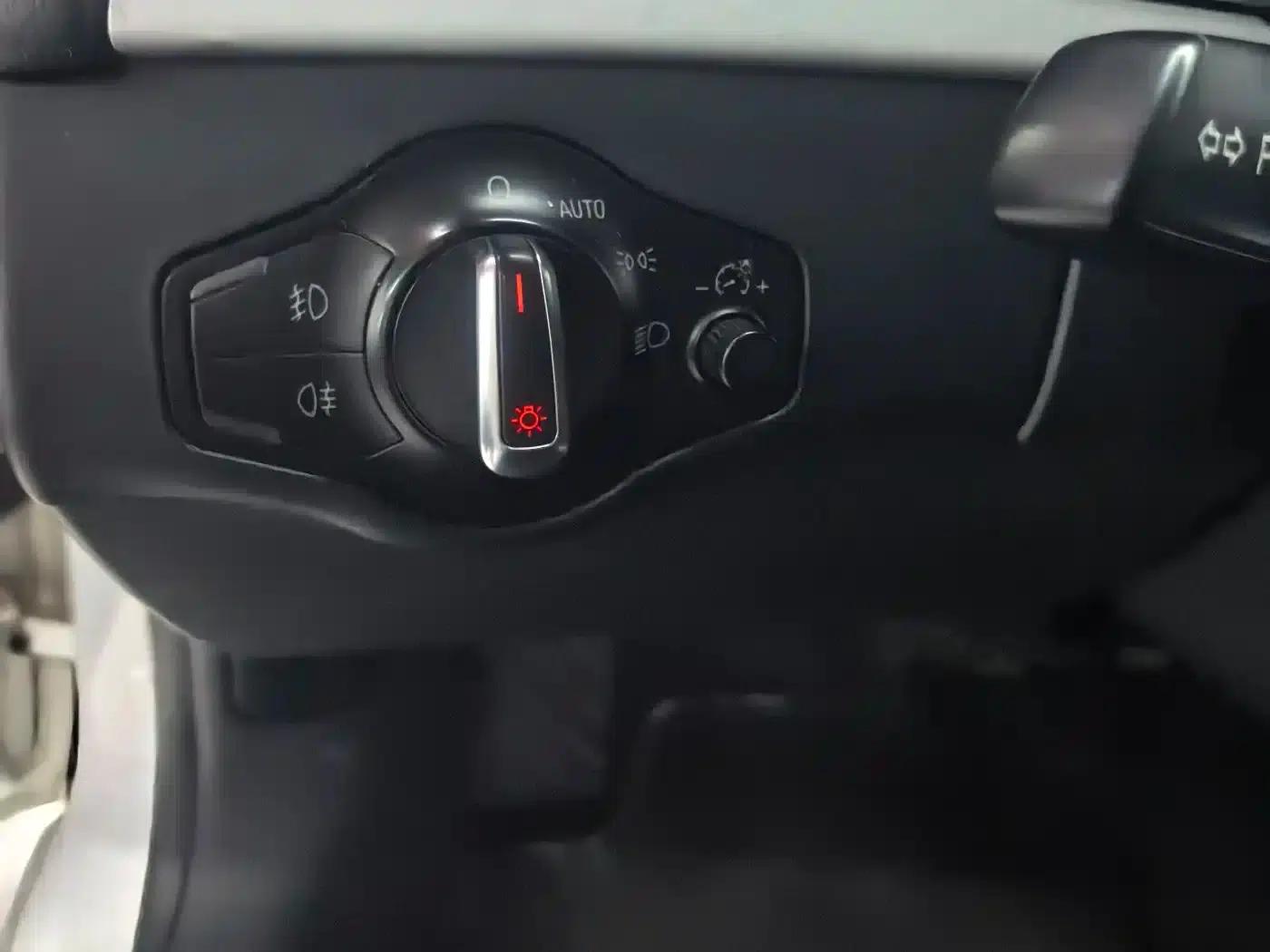 2016 Audi A5 Imported Facelift Sportback 45 TFSI Comfort Model — миниатюра 13