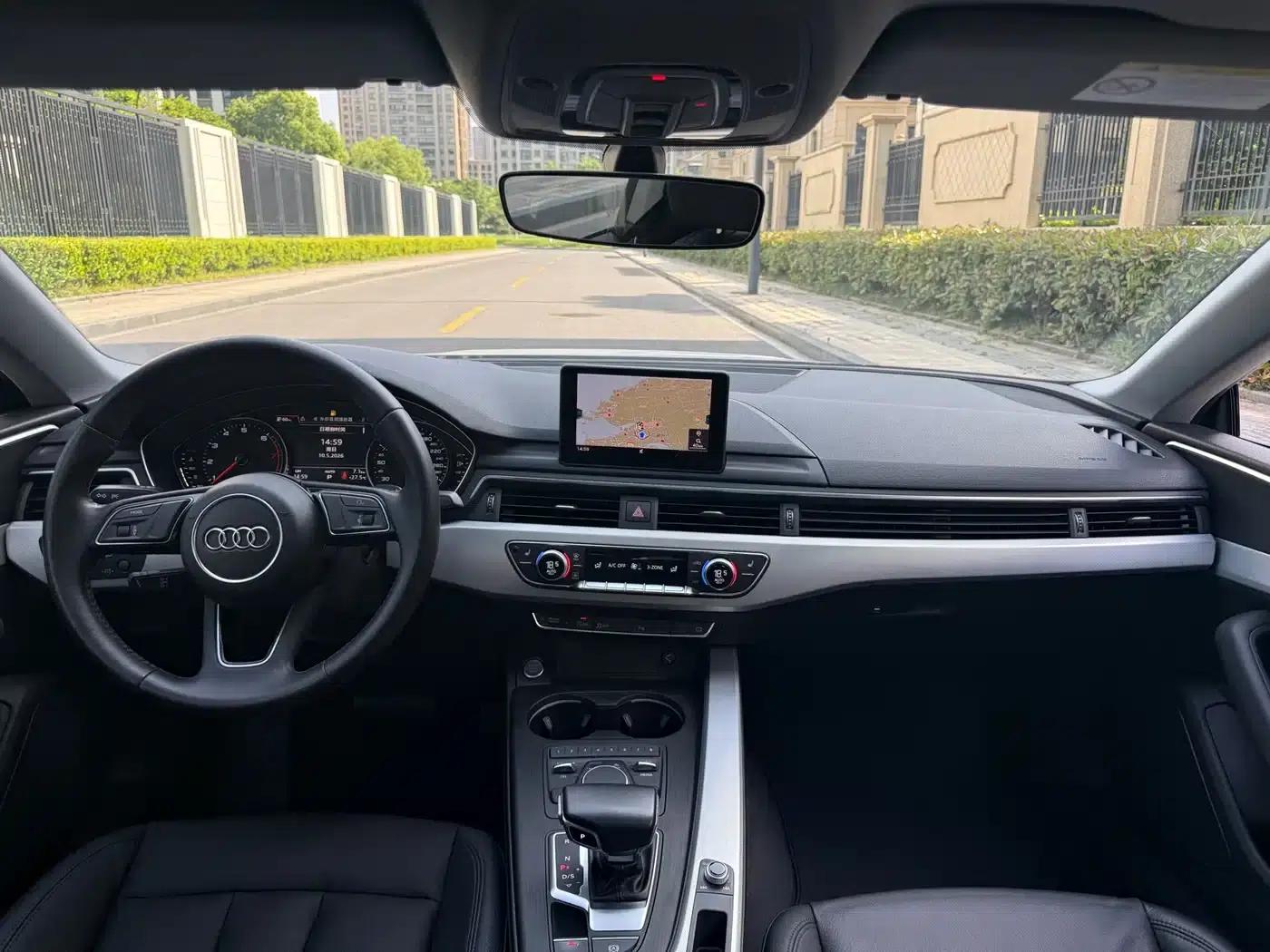 2017 Audi A5 Imported Coupe 40 TFSI Fashion Edition — миниатюра 11