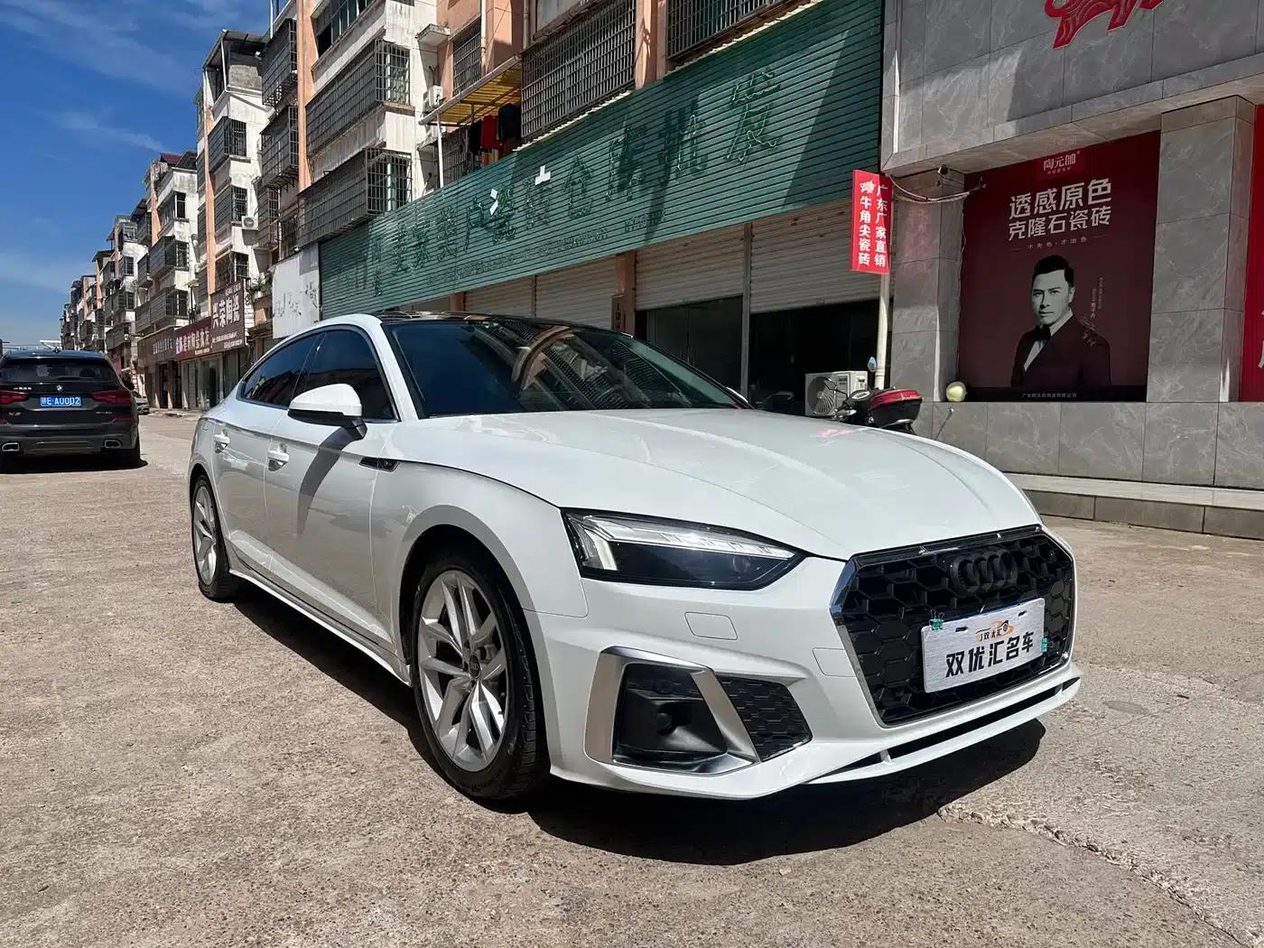 2024 Audi A5 Sportback 40 TFSI (Imported) - Fashionable and Dynamic Model — миниатюра 3