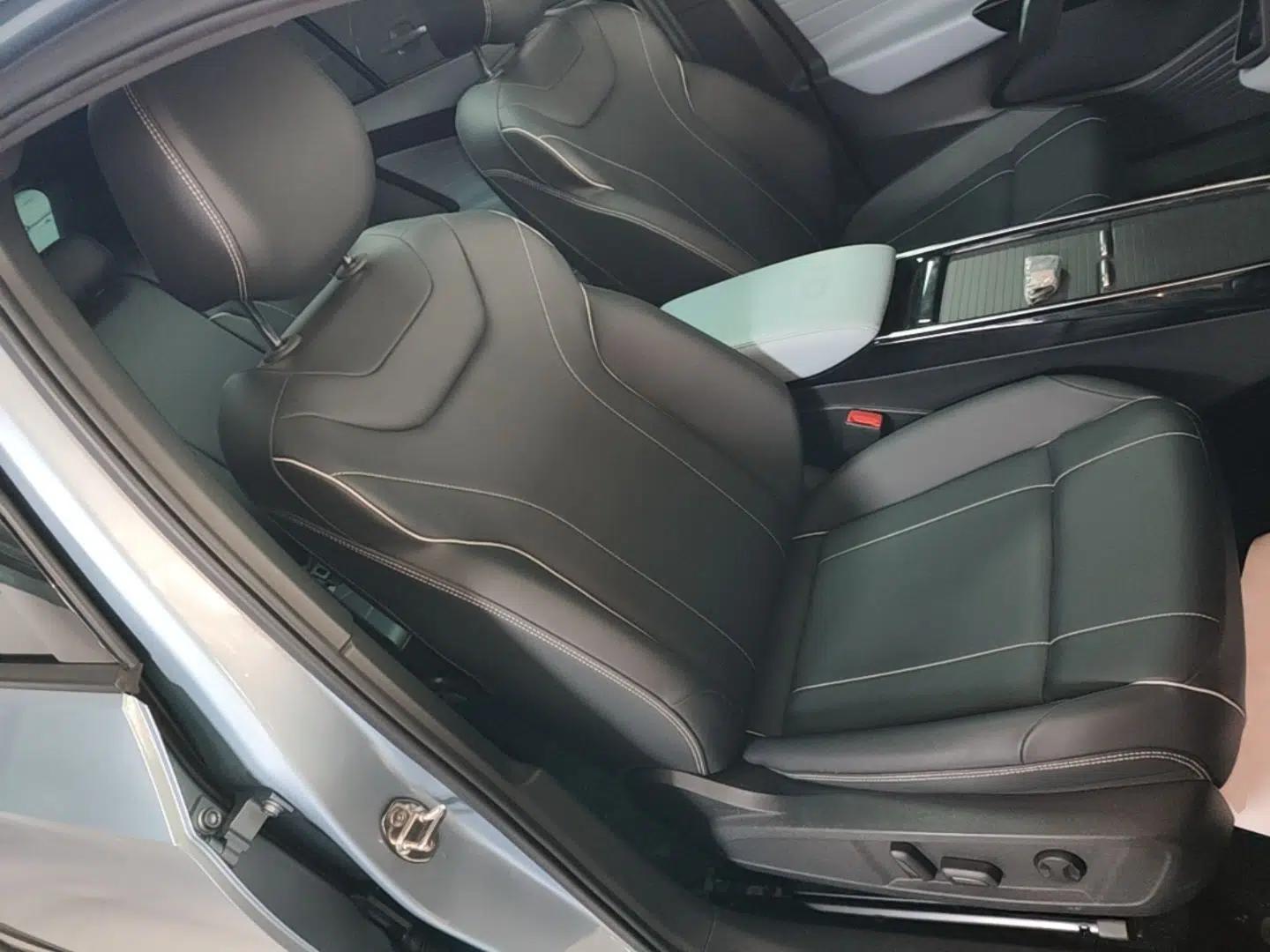 Volkswagen ID.4 X 2025 Smart Version Pure & Intelligent Enjoyment Edition — миниатюра 23