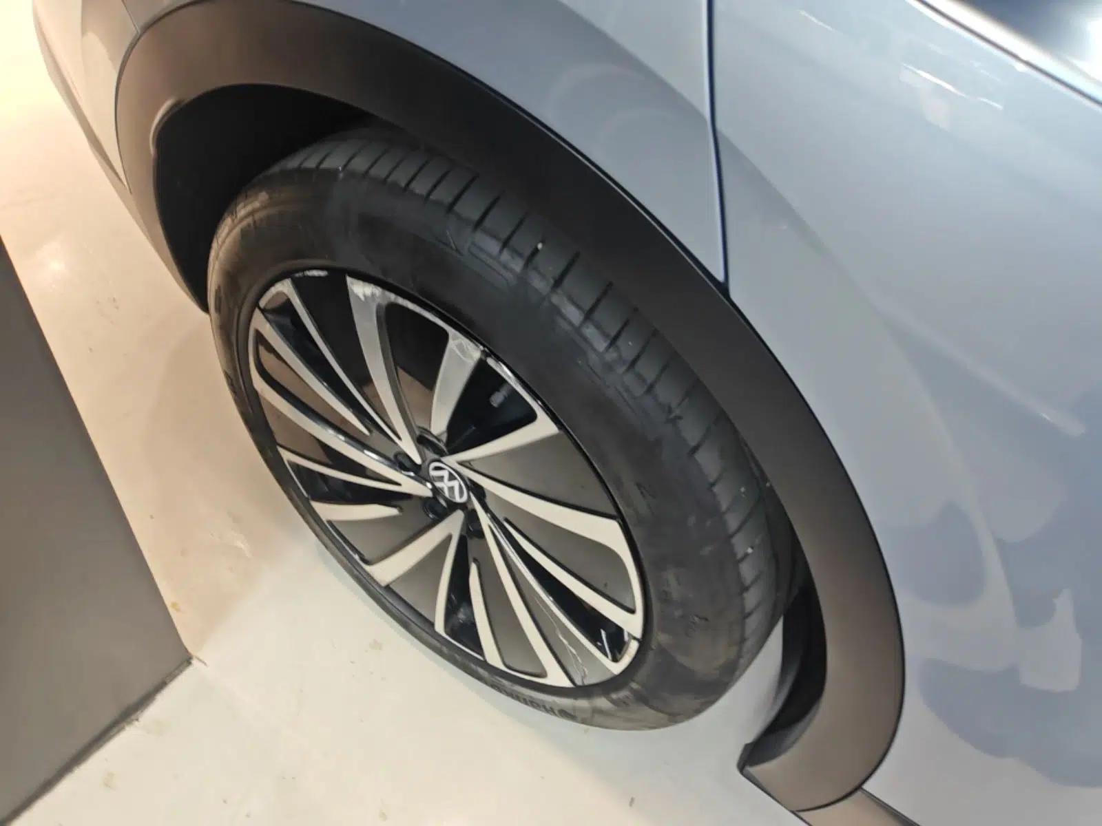 Volkswagen ID.4 X 2022 Pure Long-Range Version — миниатюра 10