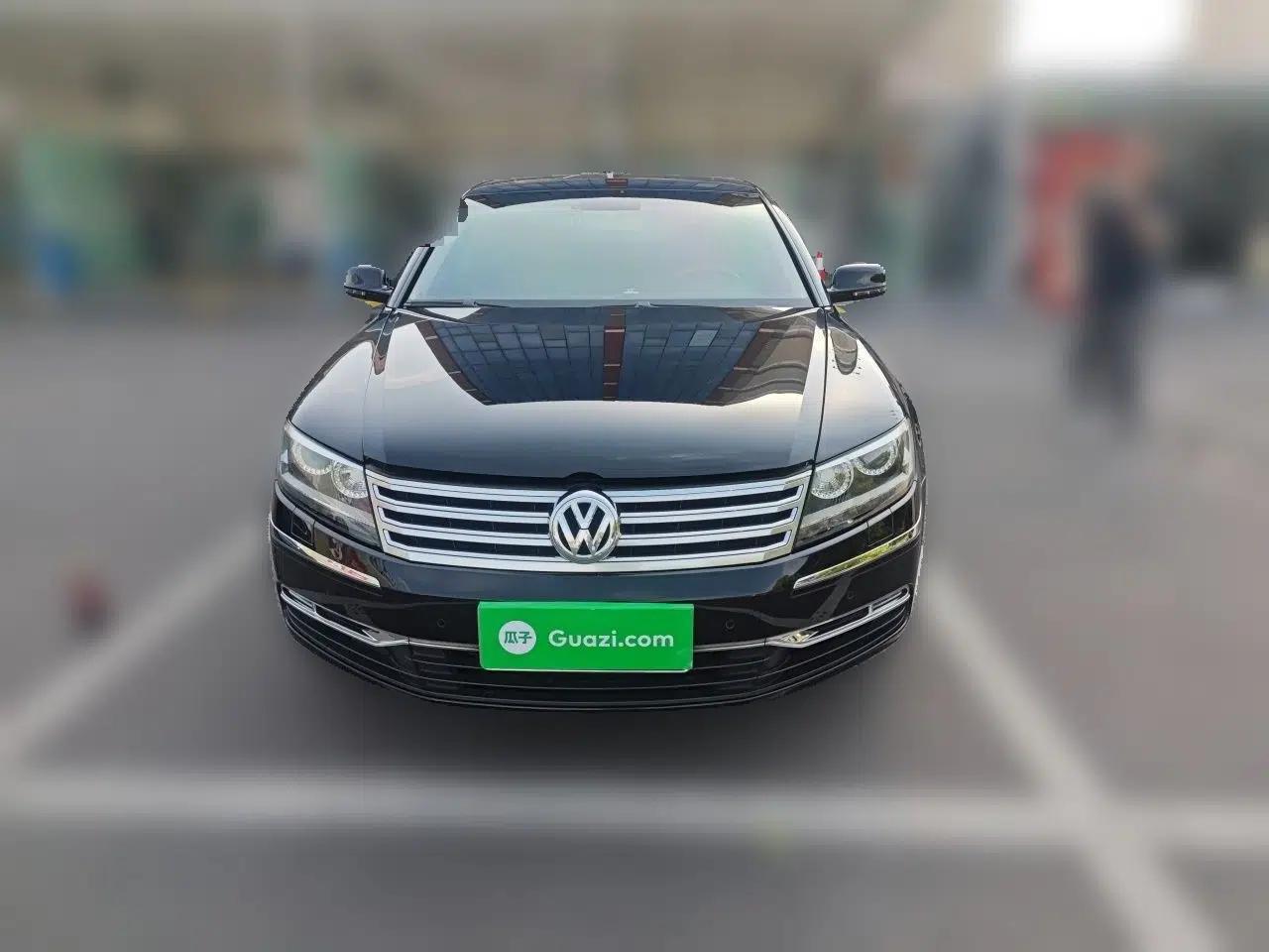 Volkswagen Phaeton 2011 3.6L V6 5-Seater Extended Comfort Version — миниатюра 2