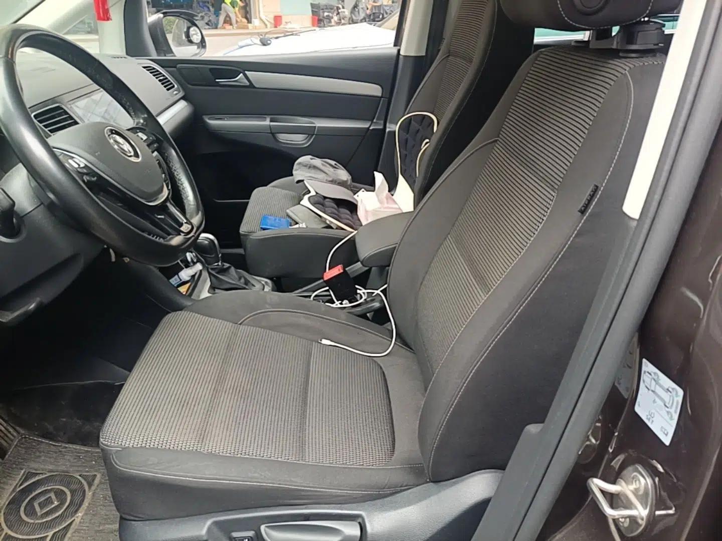 Volkswagen Sharan 2018 280TSI Enjoyment Model 7 Seats — миниатюра 16