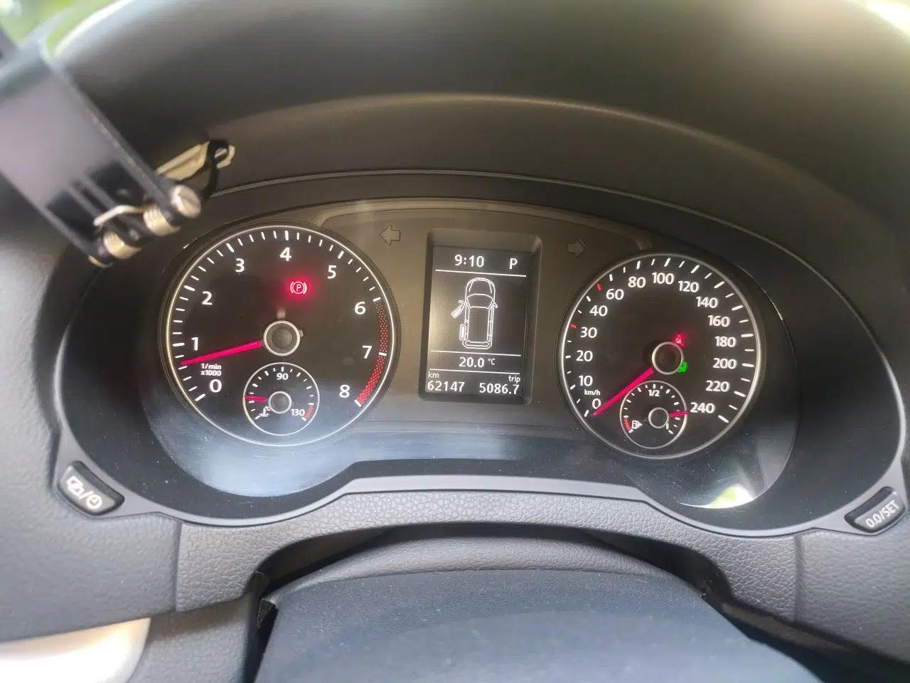 Volkswagen Sharan 2016 380TSI Comfort Edition 7-Seater — миниатюра 12