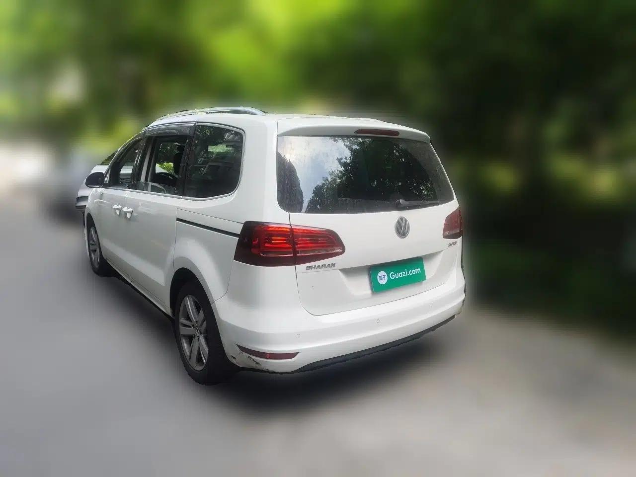 Volkswagen Sharan 2016 380TSI Comfort Edition 7-Seater — миниатюра 4