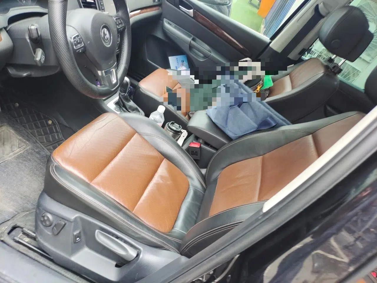 Volkswagen Sharan 2013 2.0 TSI Comfort Model — миниатюра 16