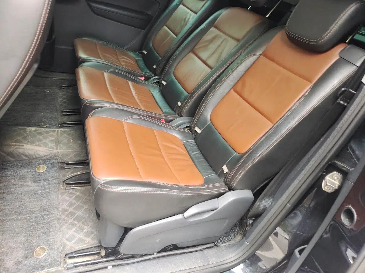 Volkswagen Sharan 2013 2.0 TSI Comfort Model — миниатюра 18