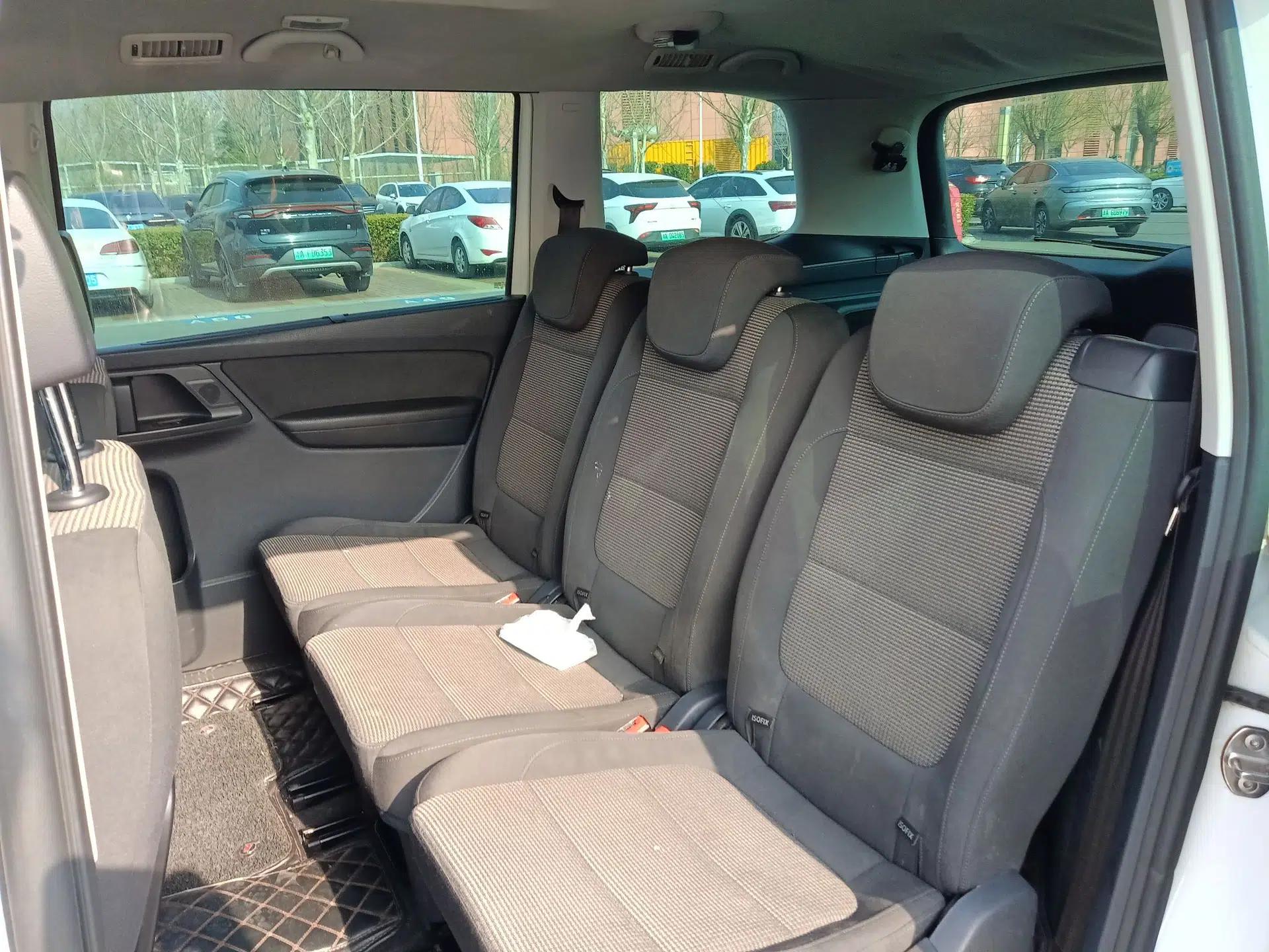 Volkswagen Sharan 2013 1.8TSI Standard Model — миниатюра 18