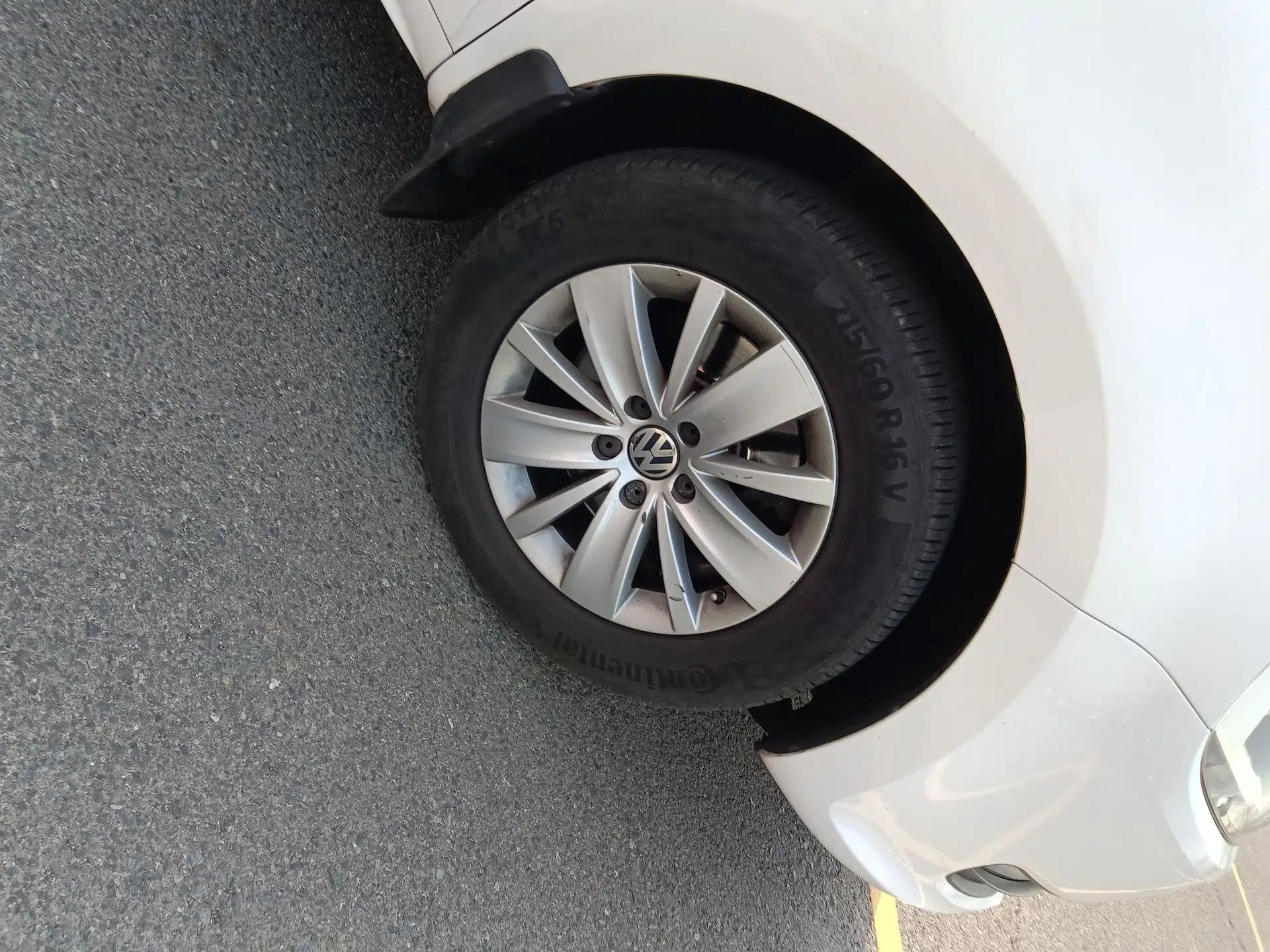 Volkswagen Sharan 2013 1.8TSI Standard Model — миниатюра 8