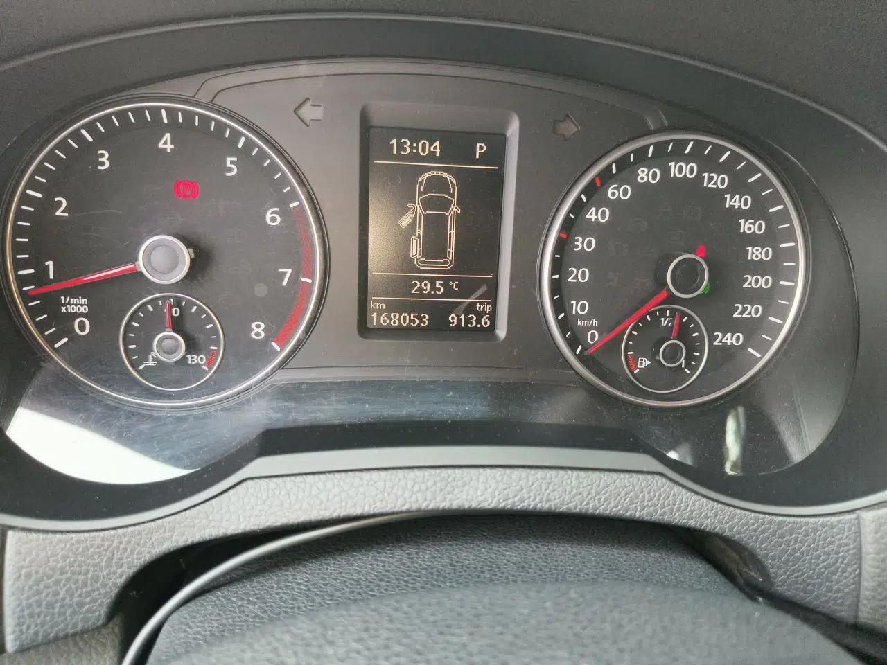 Volkswagen Sharan 2013 1.8TSI Standard Model — миниатюра 13