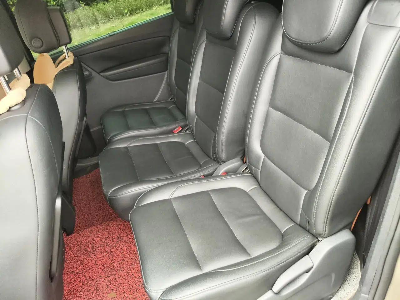 Volkswagen Sharan 2013 1.8TSI Standard Model — миниатюра 18