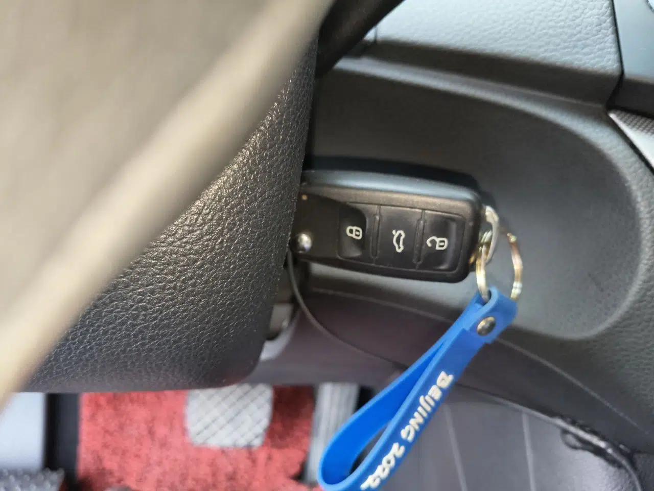 Volkswagen Sharan 2013 1.8TSI Standard Model — миниатюра 9