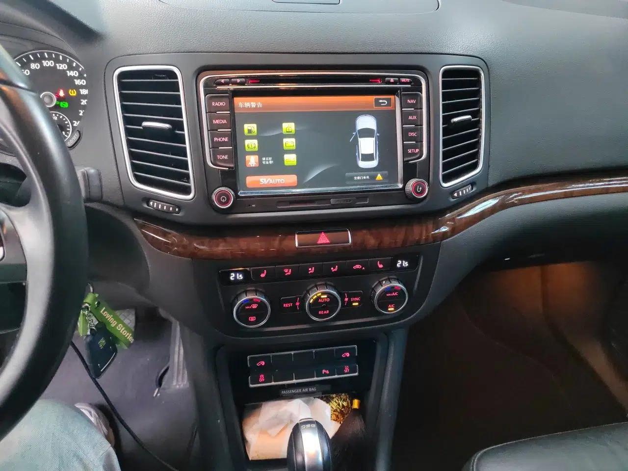 Volkswagen Sharan 2013 1.8TSI Comfort Model Euro IV — миниатюра 14