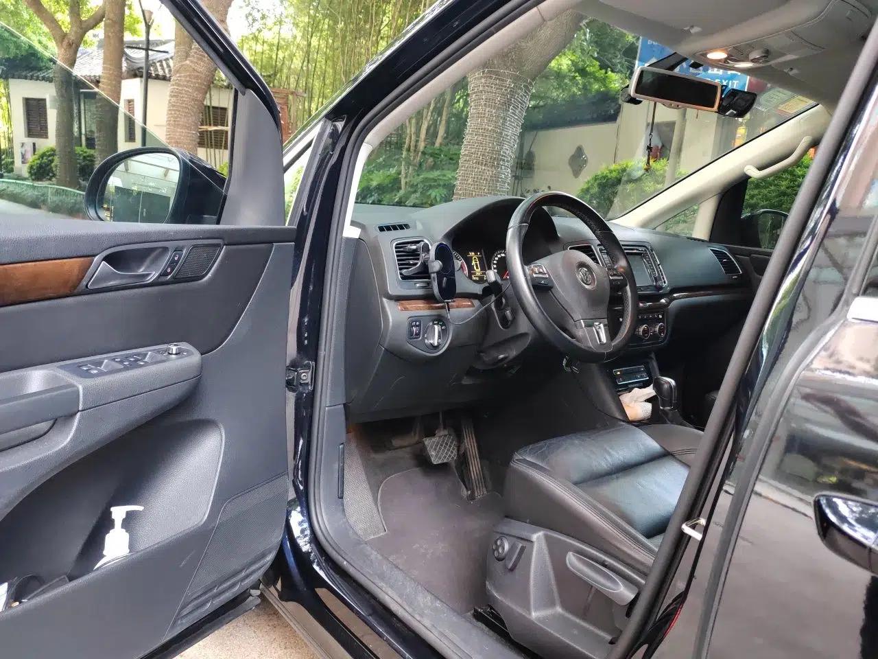 Volkswagen Sharan 2013 1.8TSI Comfort Model Euro IV — миниатюра 17
