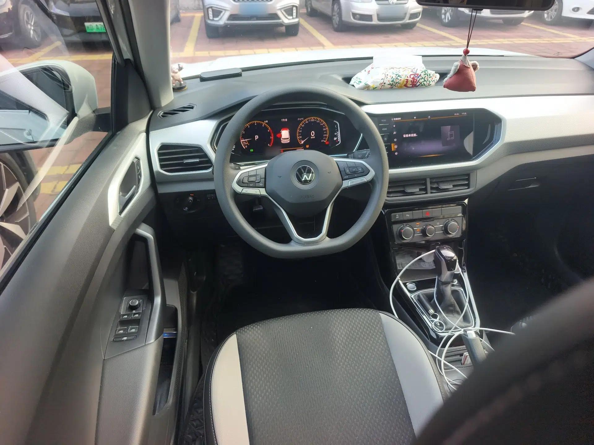 Volkswagen Tacqua 2021 1.5L Automatic Yue Zhi Lian Edition — миниатюра 11