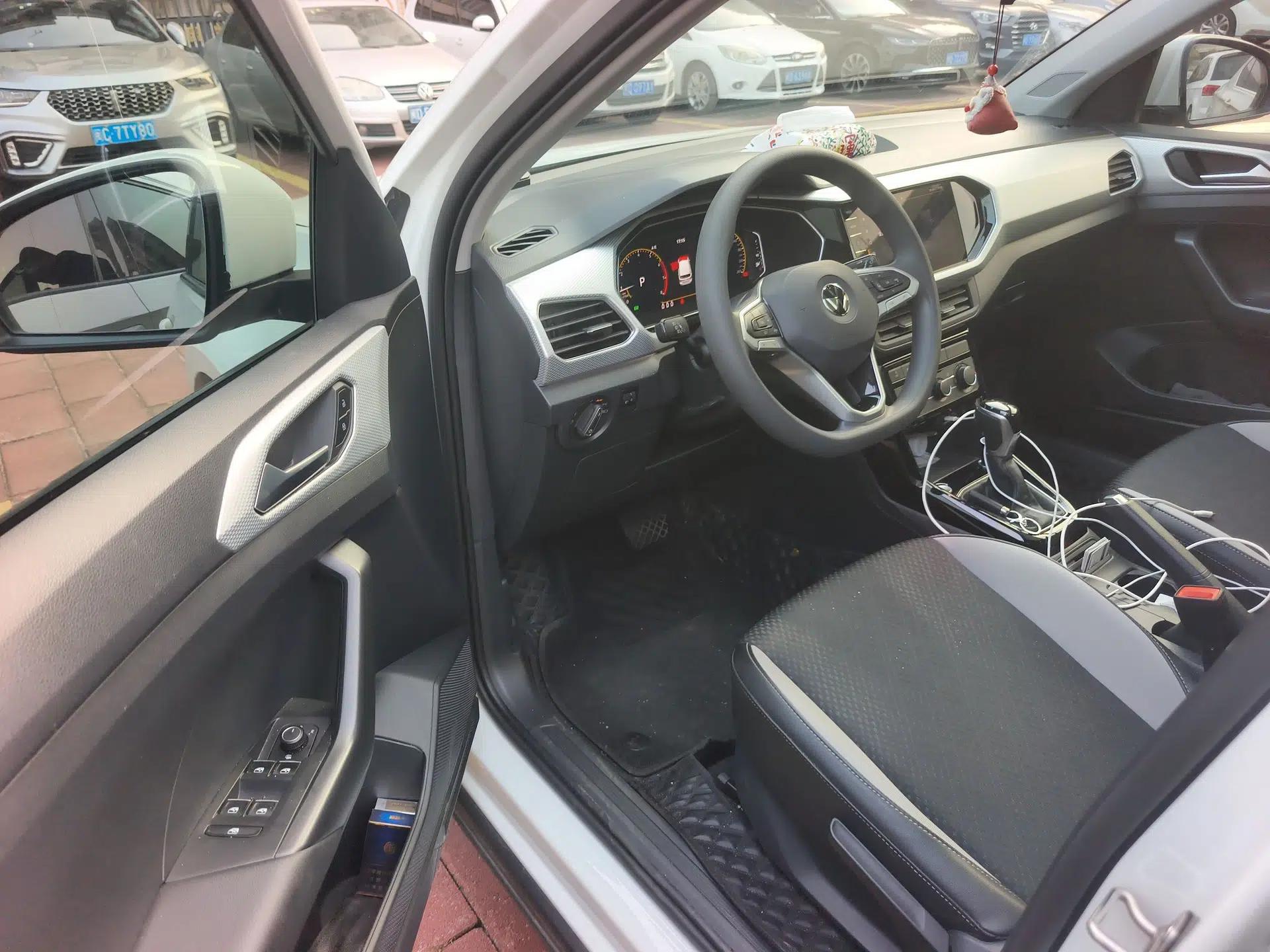 Volkswagen Tacqua 2021 1.5L Automatic Yue Zhi Lian Edition — миниатюра 17