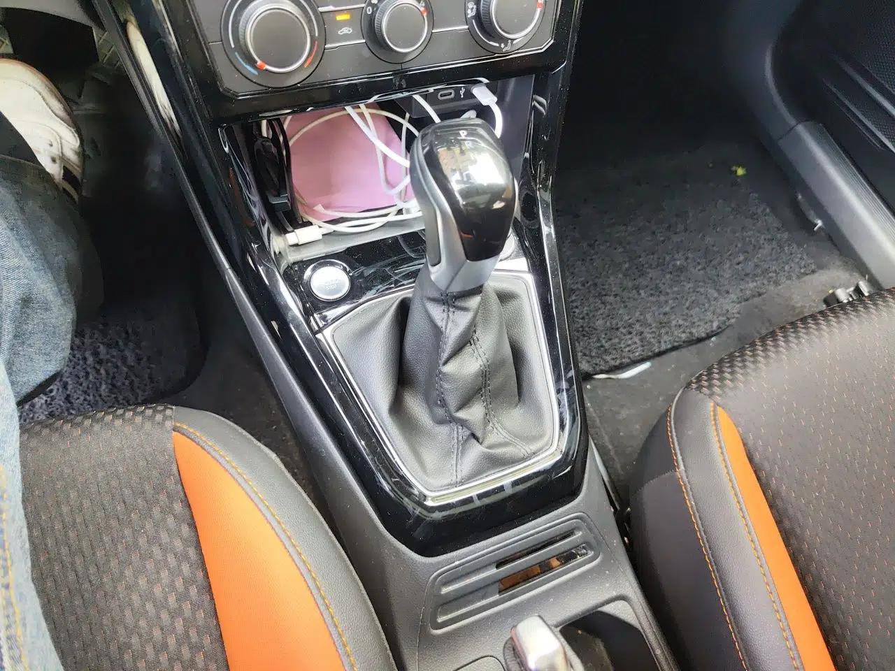 Volkswagen Tacqua 2021 1.5L Automatic Yue Zhi Lian Edition — миниатюра 15