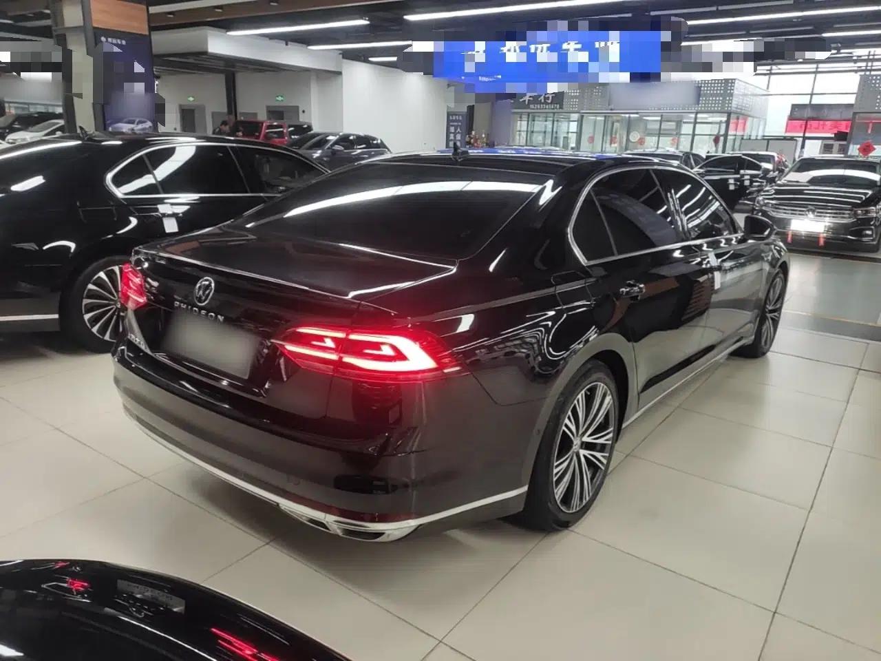 Volkswagen Phideon 2021 380TSI Prestige Edition — миниатюра 6