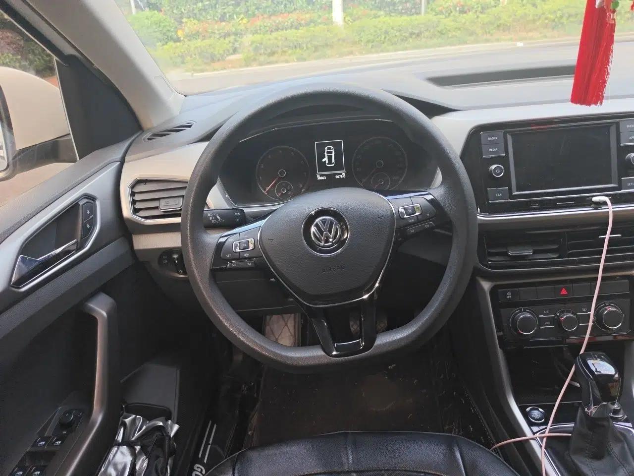 Volkswagen T-Cross 2020 1.5L Automatic Comfort Edition — миниатюра 11