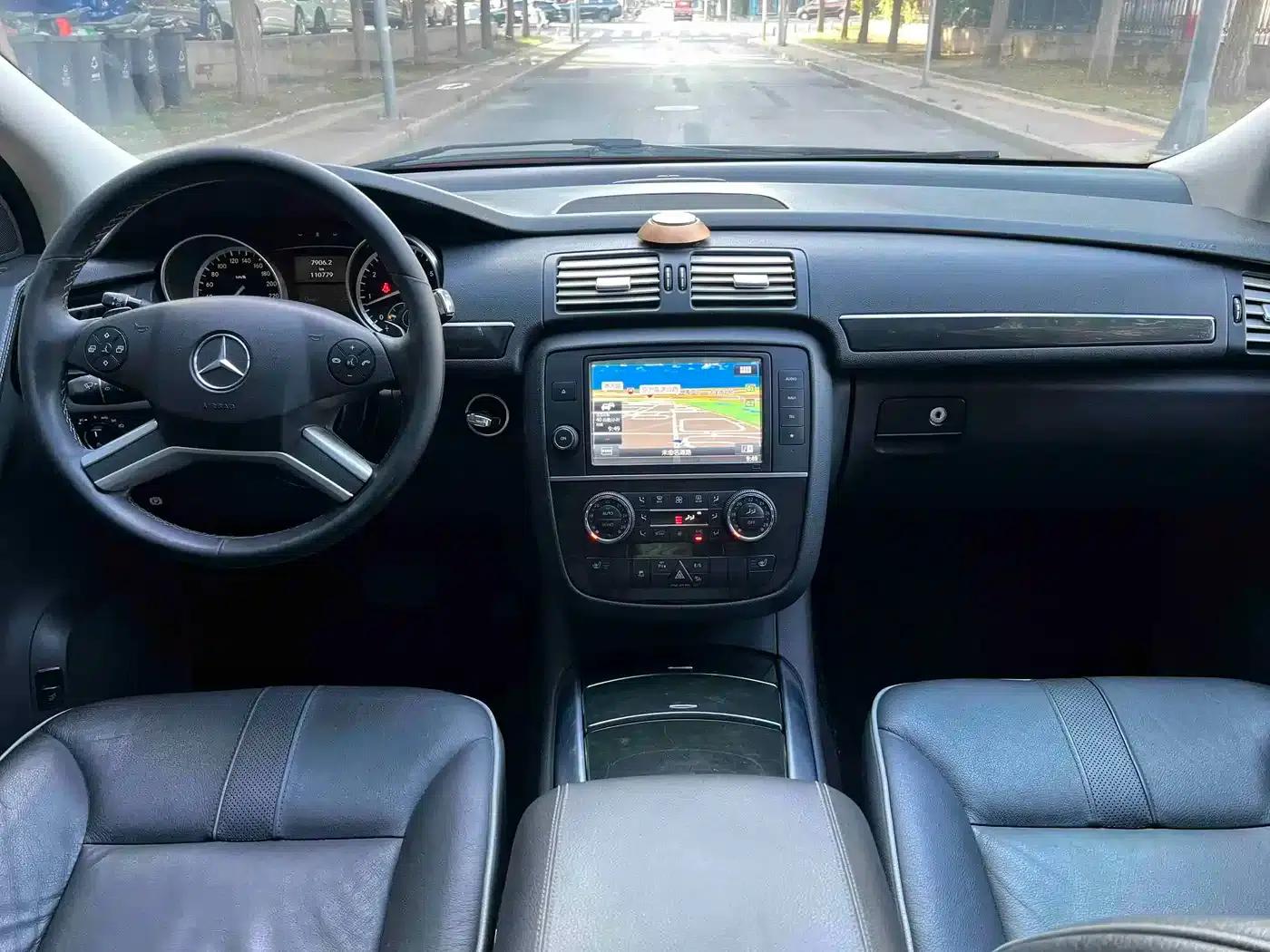 2017 Mercedes-Benz R-Class R 320 4MATIC Business Edition — миниатюра 11