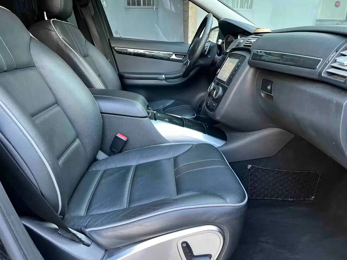 2017 Mercedes-Benz R-Class R 320 4MATIC Business Edition — миниатюра 16