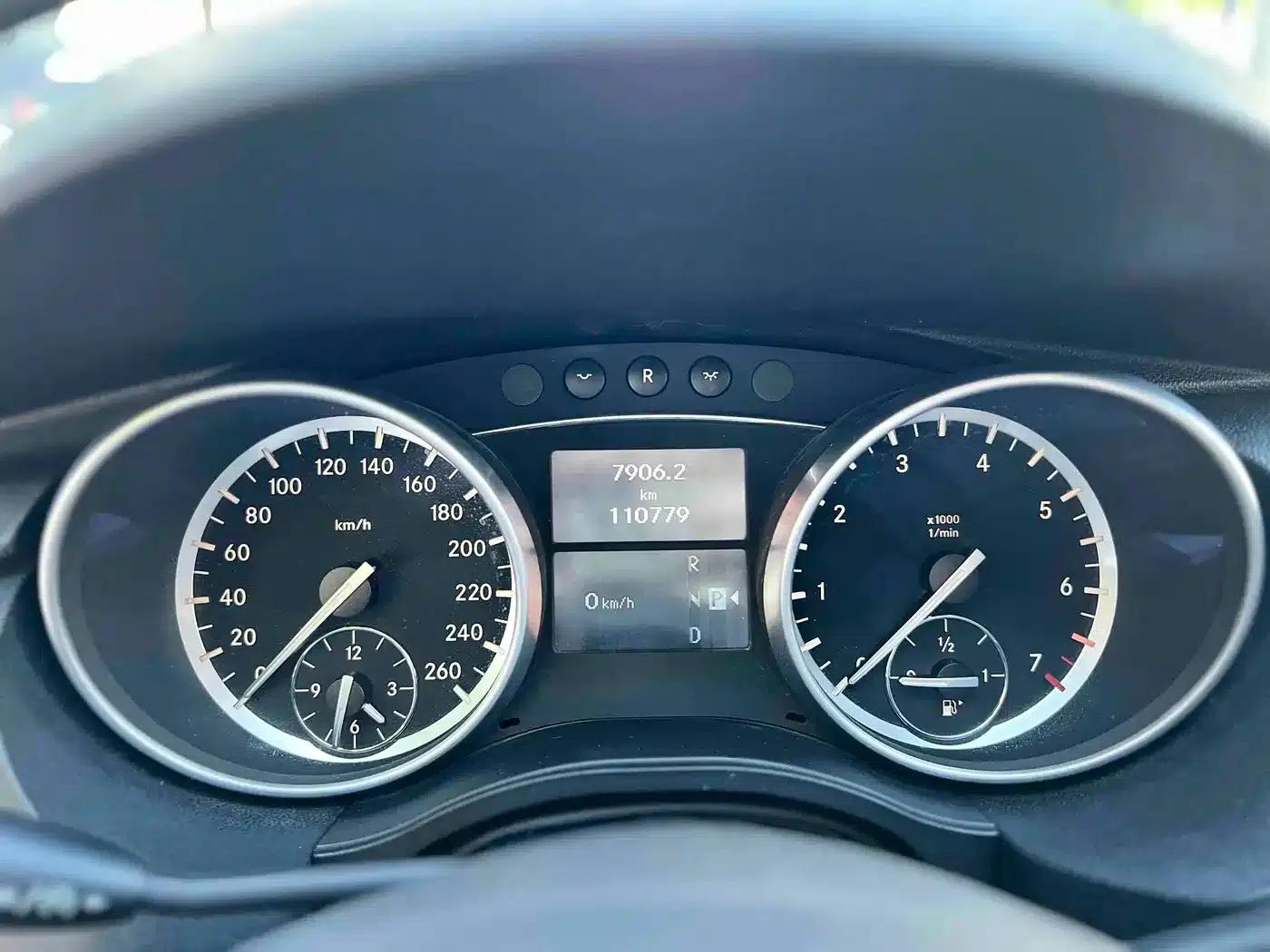 2017 Mercedes-Benz R-Class R 320 4MATIC Business Edition — миниатюра 7
