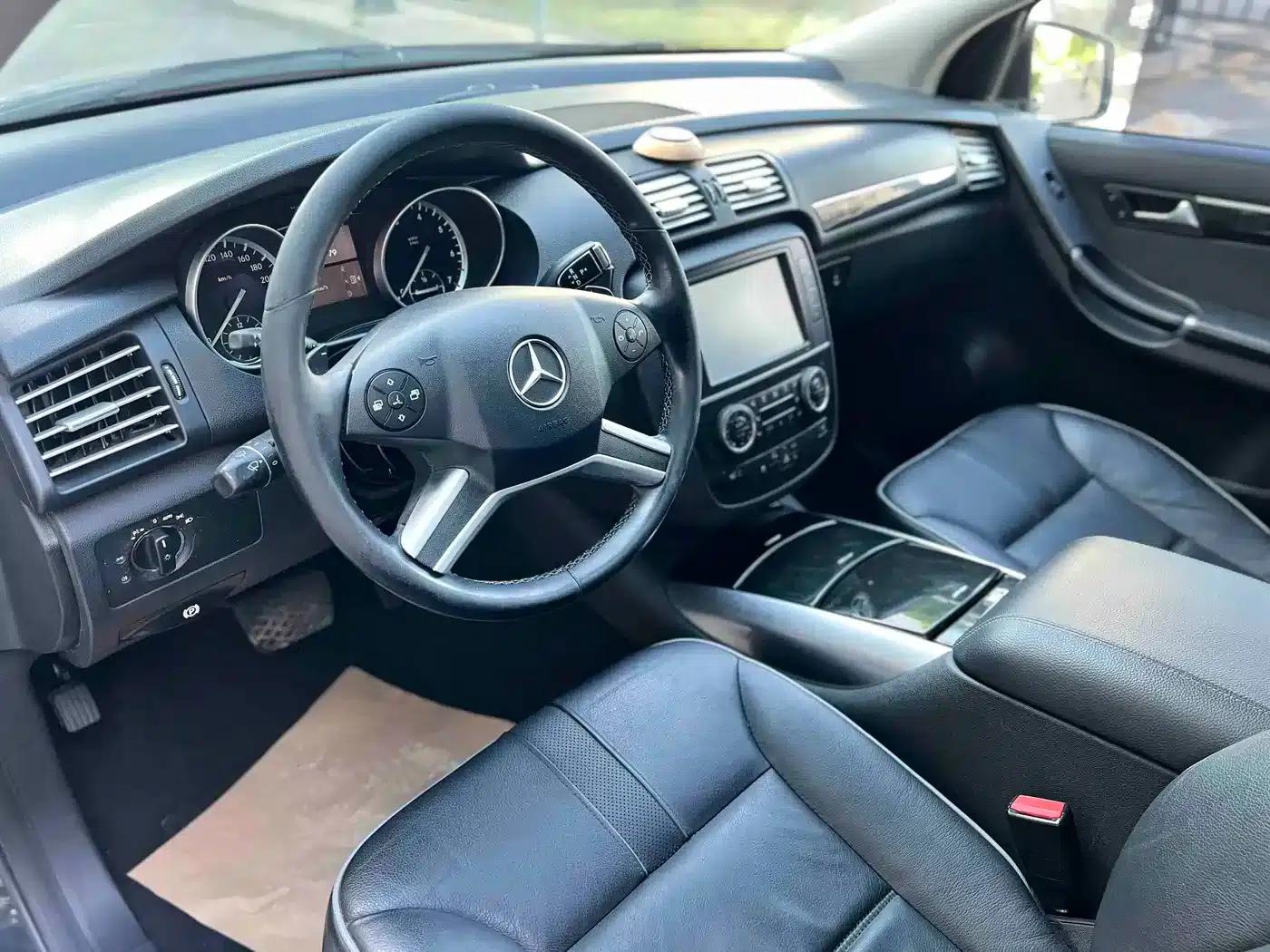 2017 Mercedes-Benz R-Class R 320 4MATIC Business Edition — миниатюра 8