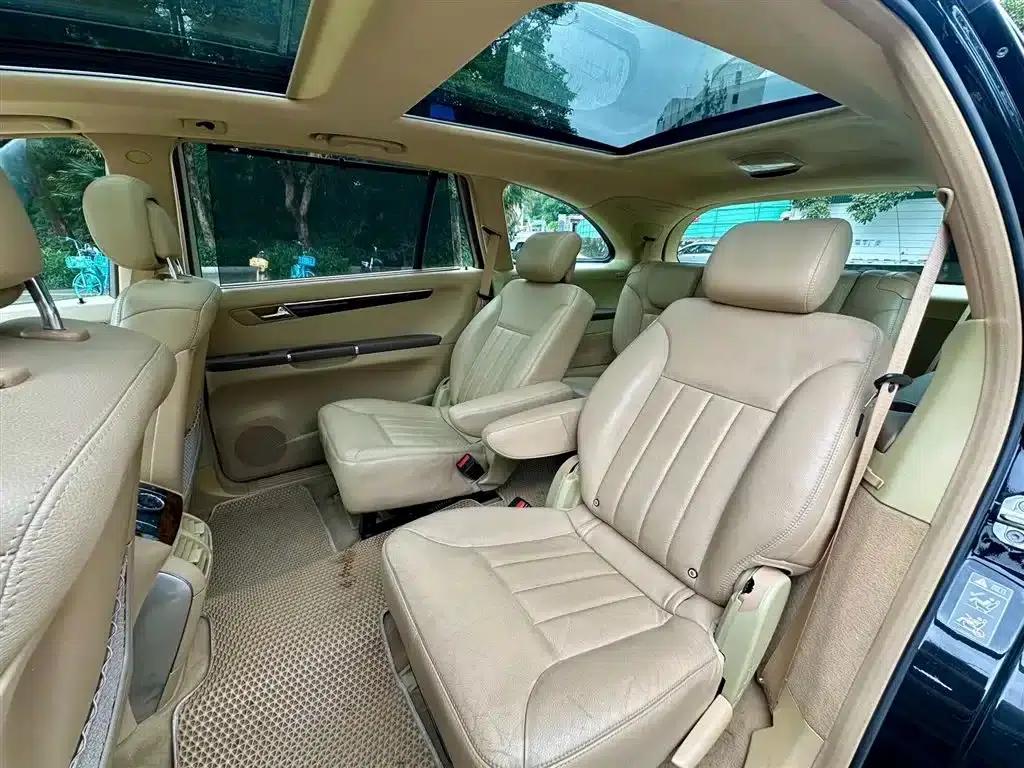 2010 Mercedes-Benz R-Class R 350 L 4MATIC Grand Edition — миниатюра 7