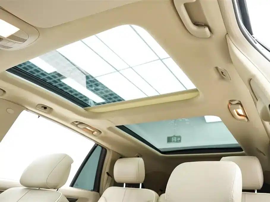 2017 Mercedes-Benz R-Class R 400 4MATIC Limited Edition — миниатюра 20