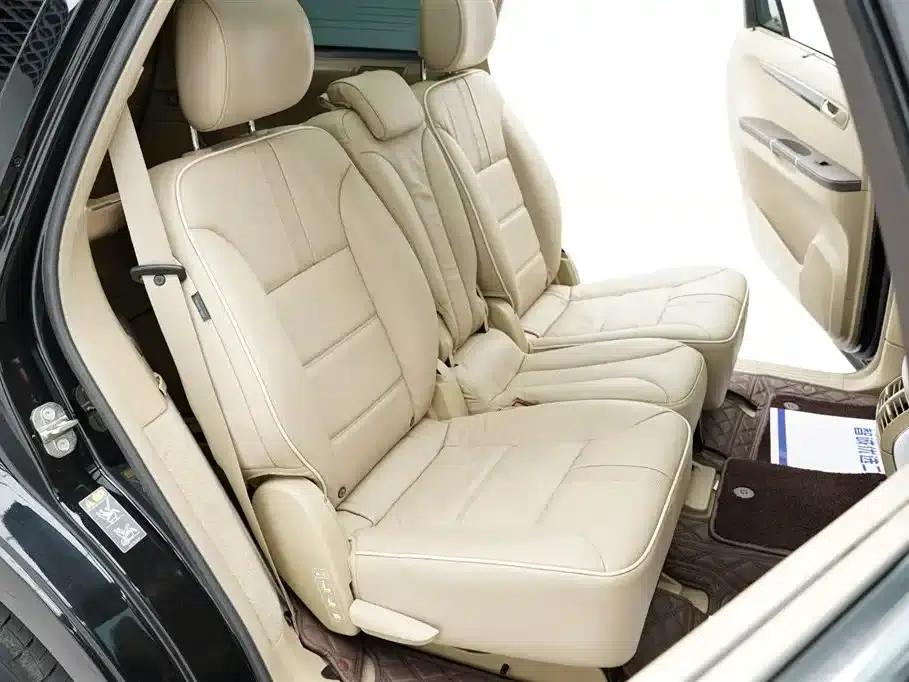 2017 Mercedes-Benz R-Class R 400 4MATIC Limited Edition — миниатюра 27