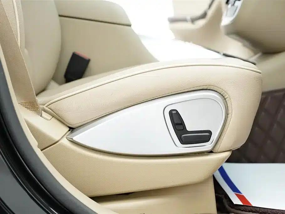 2017 Mercedes-Benz R-Class R 400 4MATIC Limited Edition — миниатюра 30