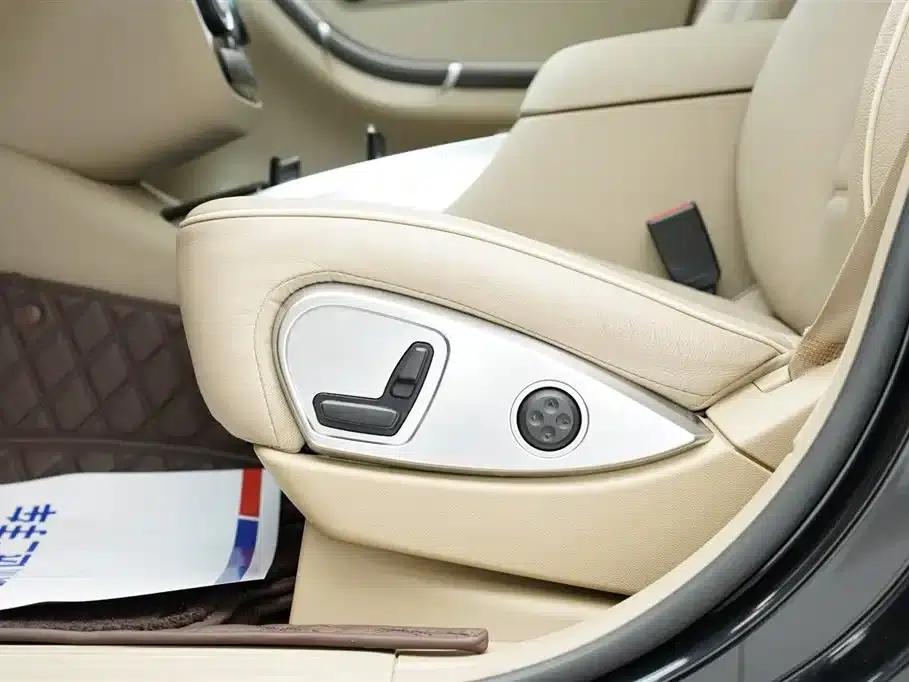 2017 Mercedes-Benz R-Class R 400 4MATIC Limited Edition — миниатюра 7