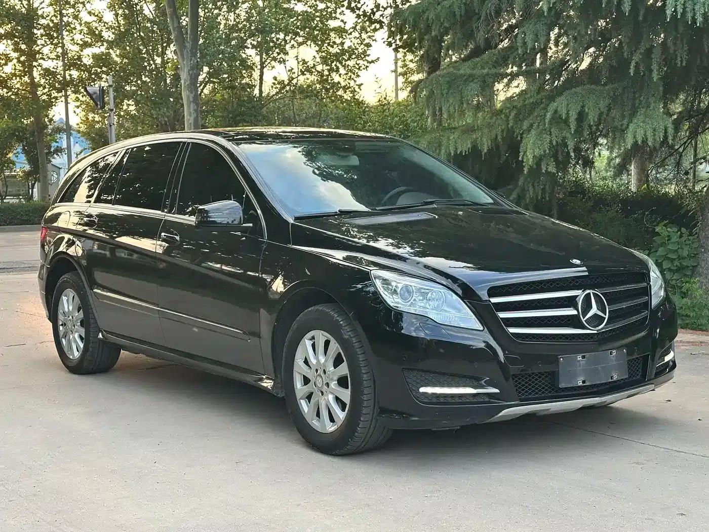 2017 Mercedes-Benz R-Class R 320 4MATIC Business Edition — миниатюра 3