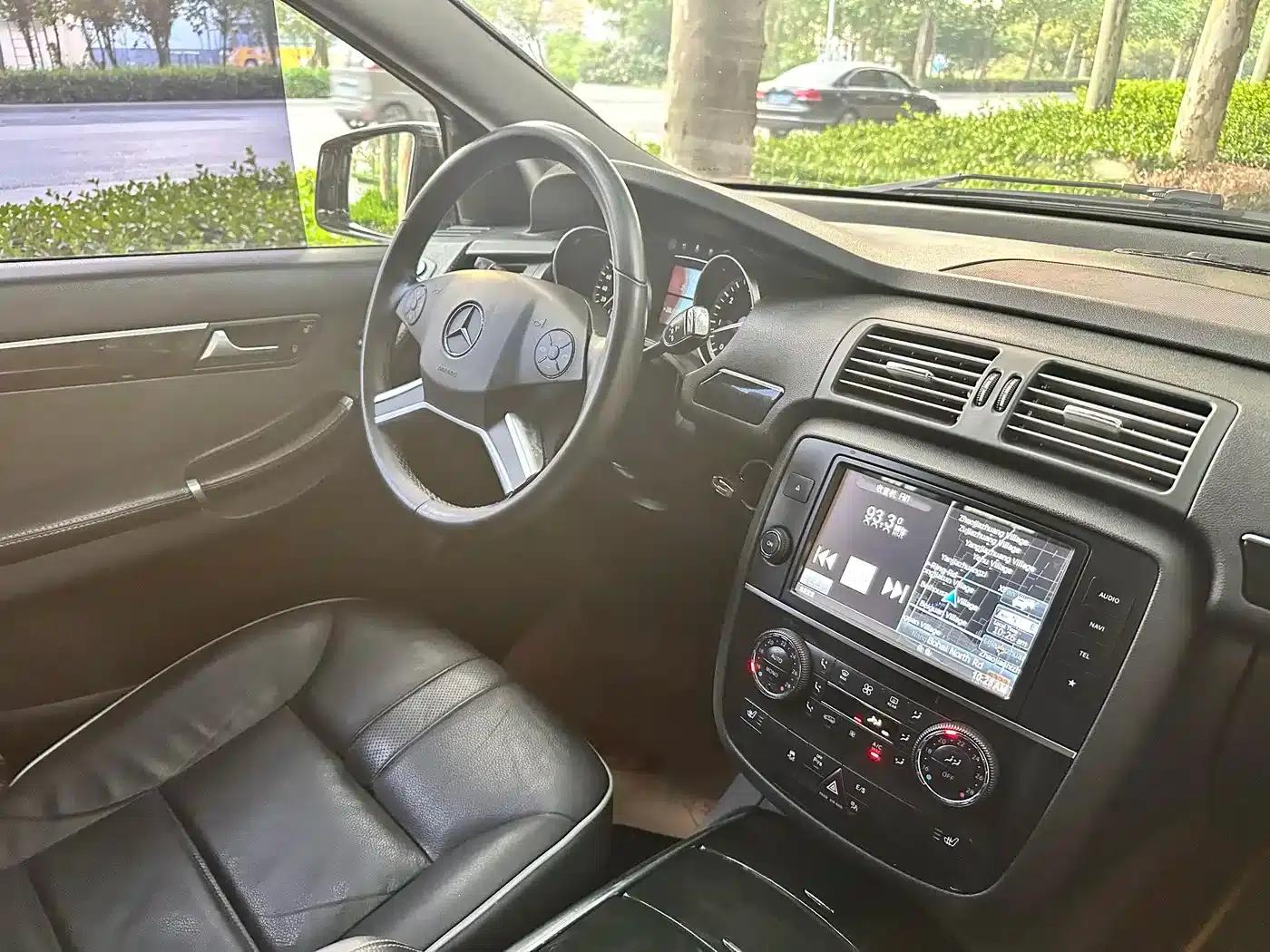 2017 Mercedes-Benz R-Class R 320 4MATIC Business Edition — миниатюра 9