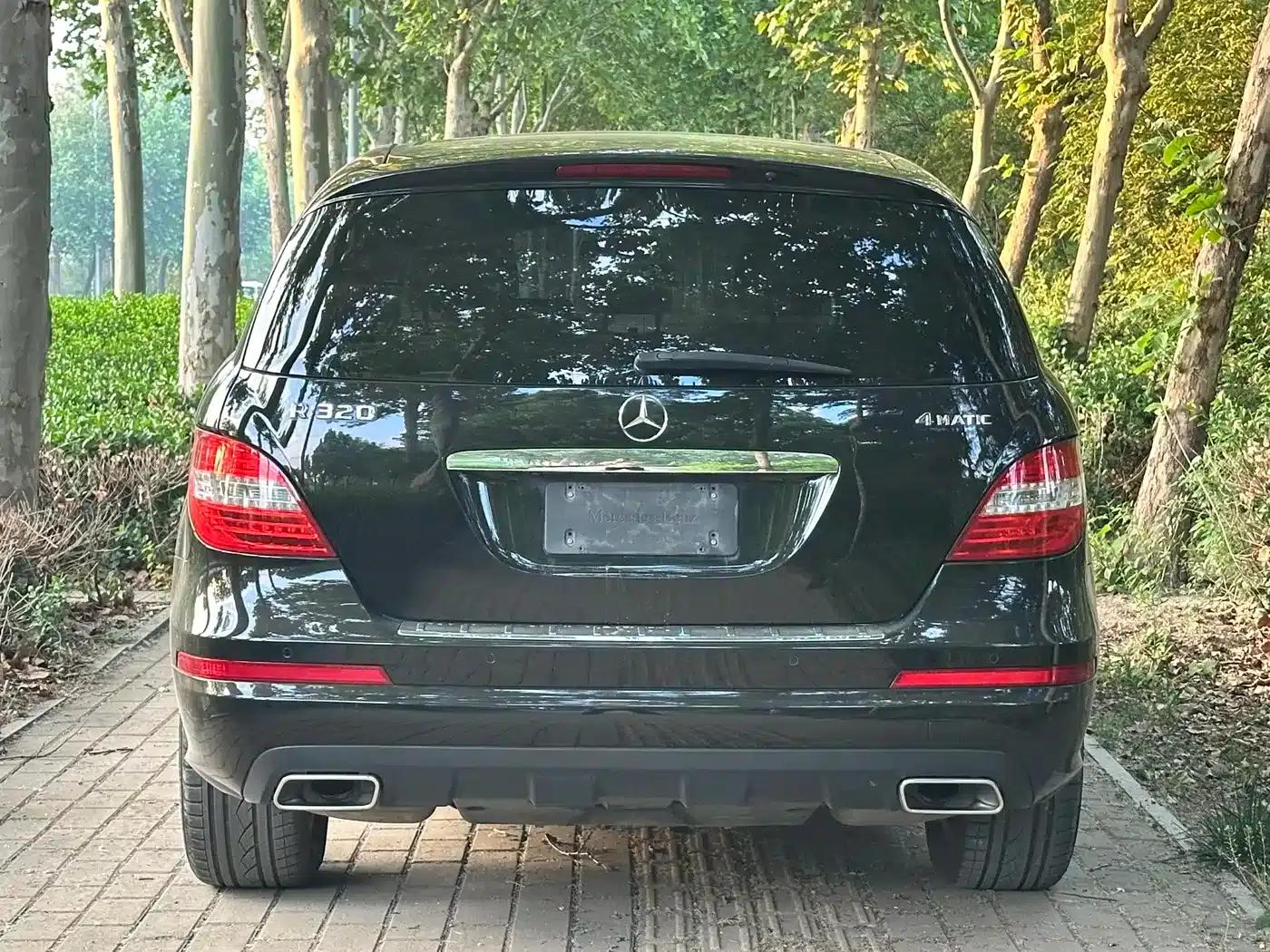 2017 Mercedes-Benz R-Class R 320 4MATIC Business Edition — миниатюра 10
