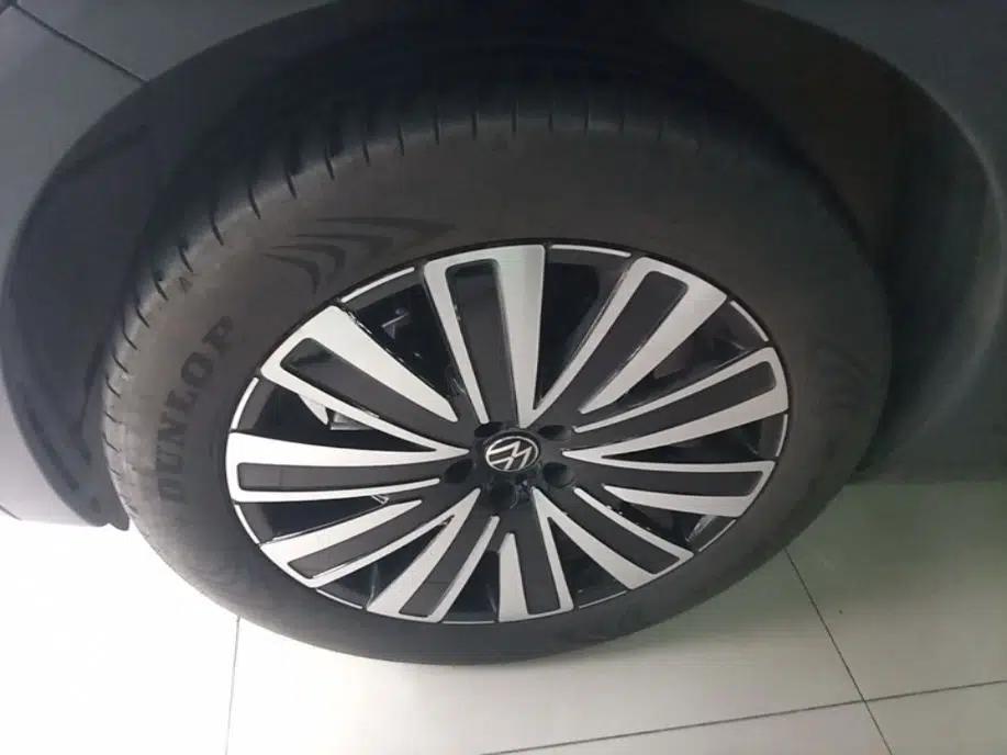 Volkswagen Tavendor 2024 330TSI Luxury Touring Edition — миниатюра 9