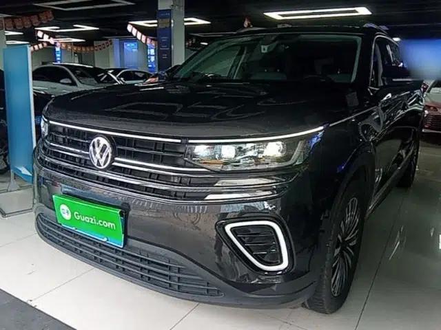 Volkswagen Tavendor 2024 330TSI Luxury Touring Edition