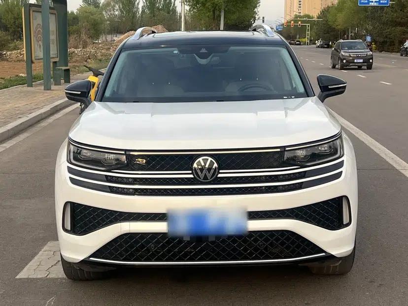 Volkswagen Tavendor 2023 380TSI Four-Wheel Drive R-Line Cruise Edition — миниатюра 2