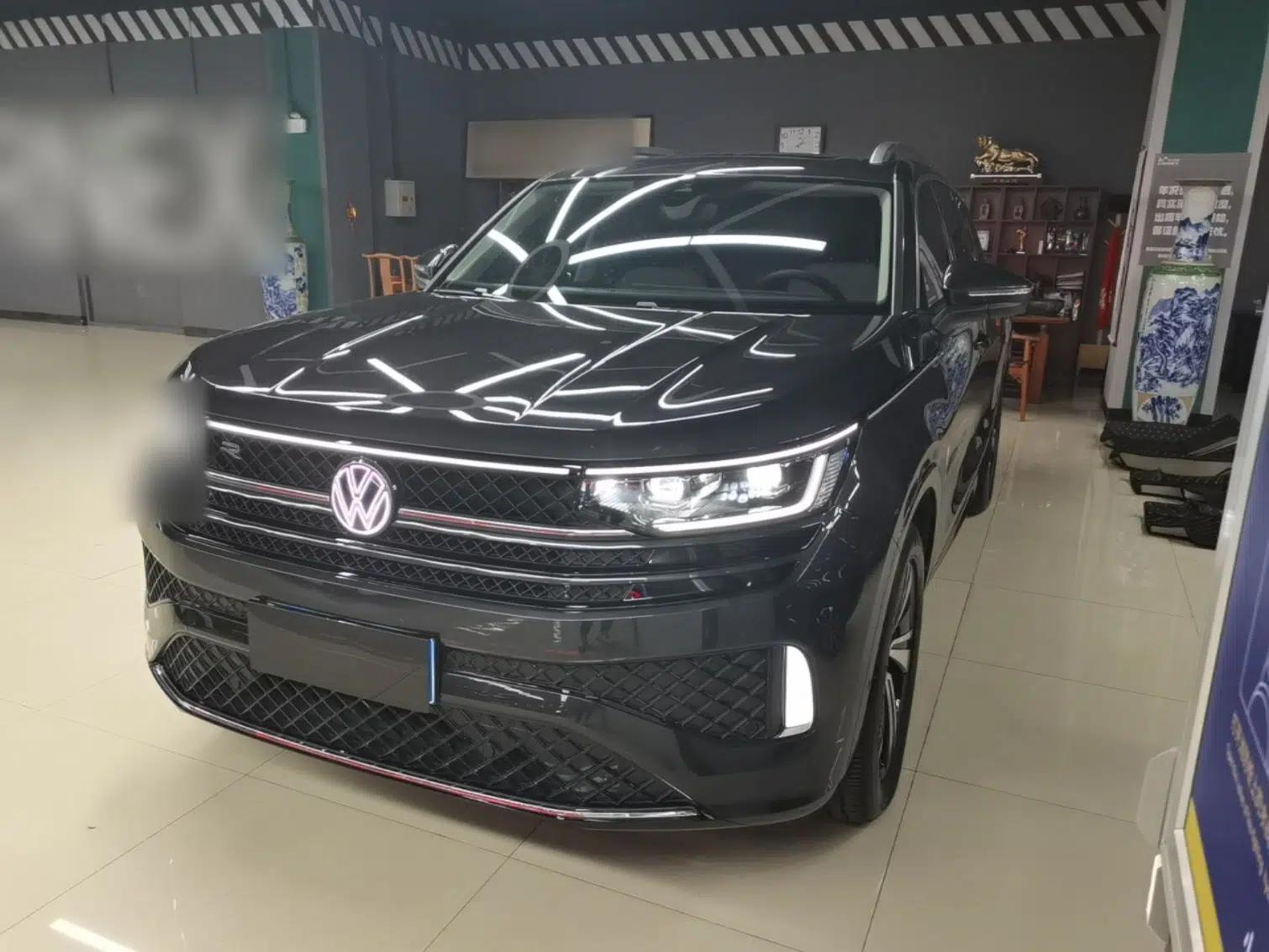 Volkswagen Tavendor 2023 380TSI Four-Wheel Drive R-Line Cruise Edition — миниатюра 1