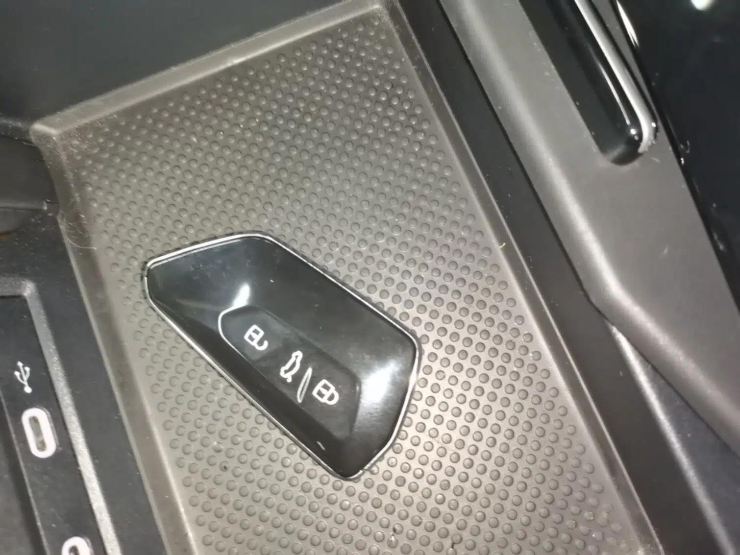 Volkswagen Tavendor 2023 380TSI Four-Wheel Drive R-Line Cruise Edition — миниатюра 12