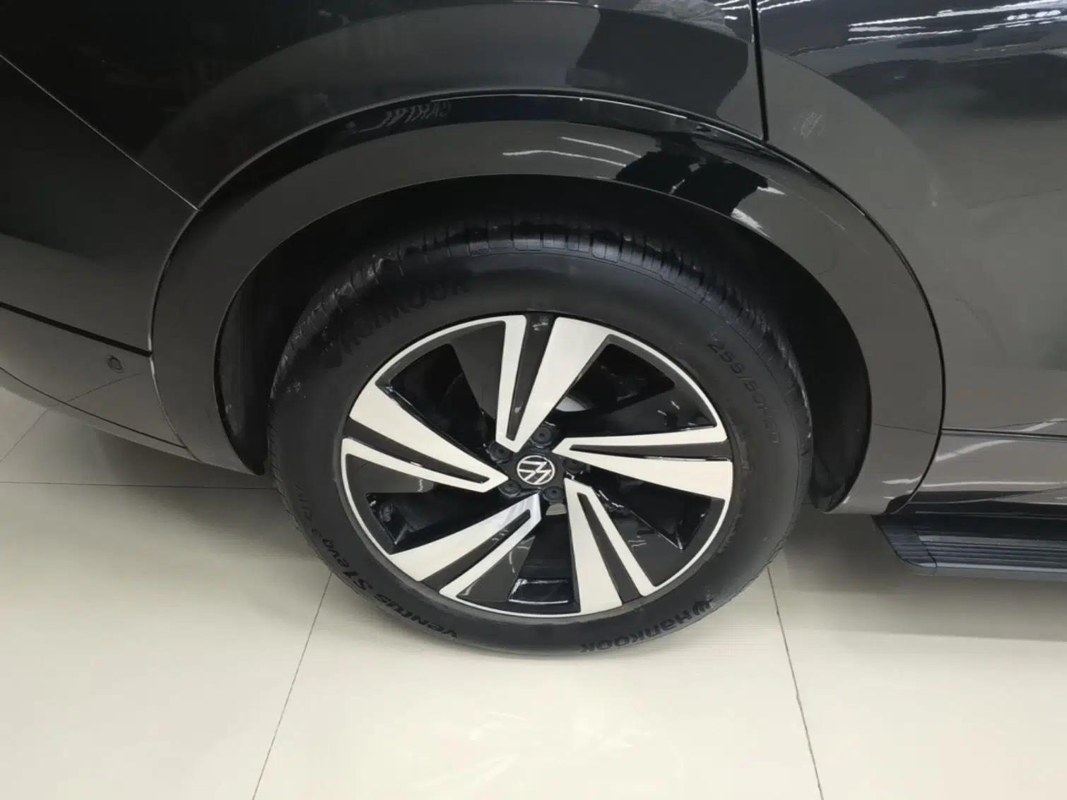 Volkswagen Tavendor 2023 380TSI Four-Wheel Drive R-Line Cruise Edition — миниатюра 10