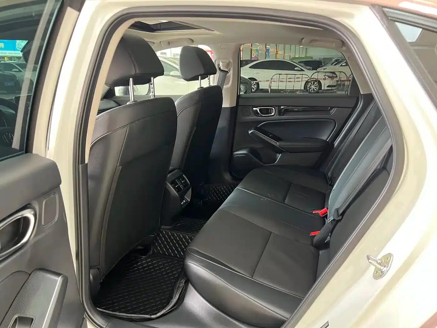 Stylish 2023 240TURBO CVT Phantom Night Luxury Edition — миниатюра 6