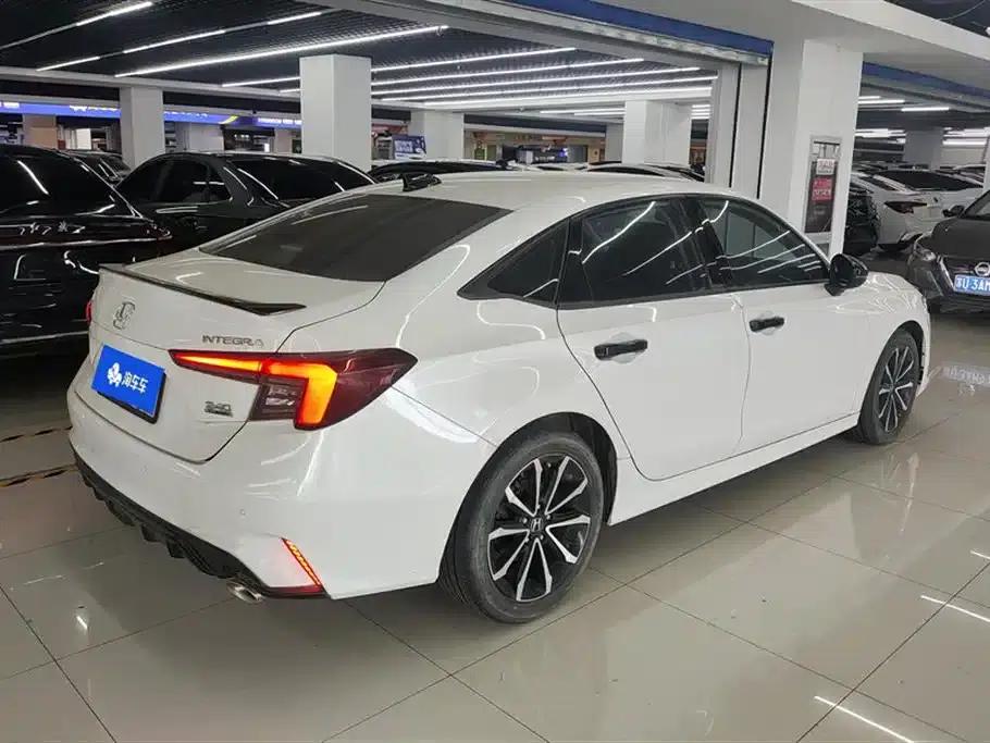 Stylish 2022 240TURBO CVT Phantom Night Tech Edition — миниатюра 3