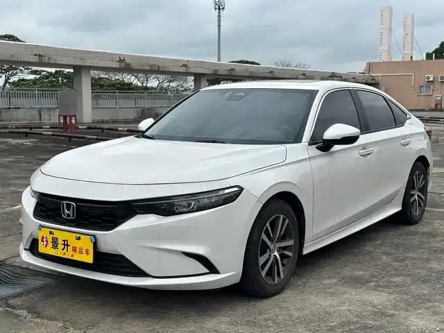 Stylish 2022 240TURBO CVT Tech Edition