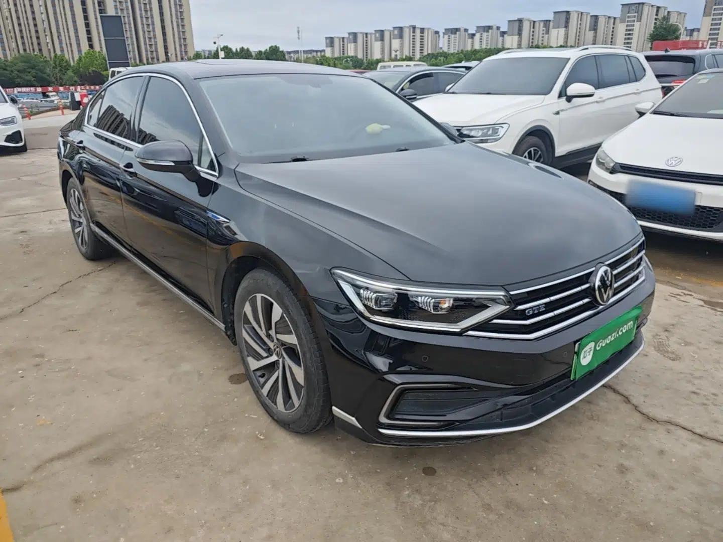 Volkswagen Magotan GTE Plug-in Hybrid 2022 GTE Luxury Model — миниатюра 3