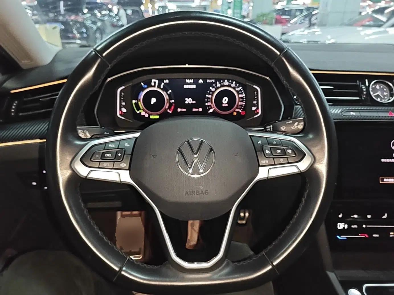 Volkswagen Magotan GTE Plug-in Hybrid 2022 GTE Luxury Model — миниатюра 14
