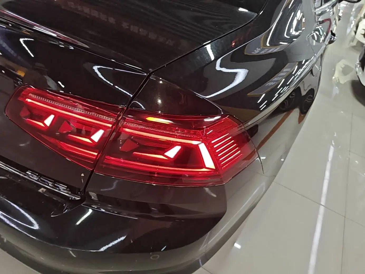 Volkswagen Magotan GTE Plug-in Hybrid 2022 GTE Luxury Model — миниатюра 7