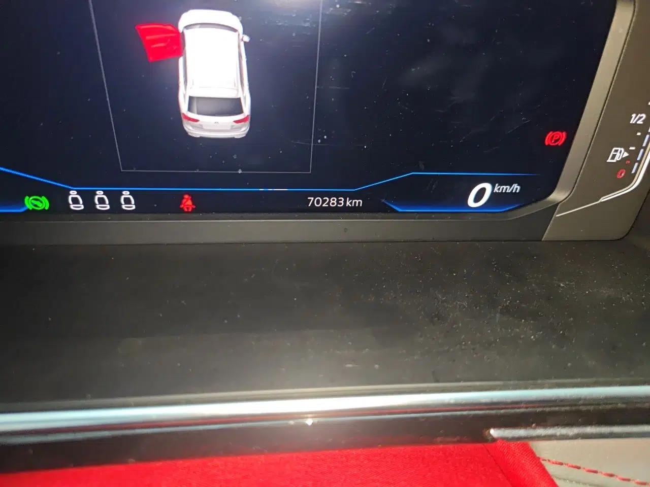 Volkswagen Tiguan L New Energy 2023 430 PHEV Plug-in Hybrid Flagship Edition — миниатюра 13