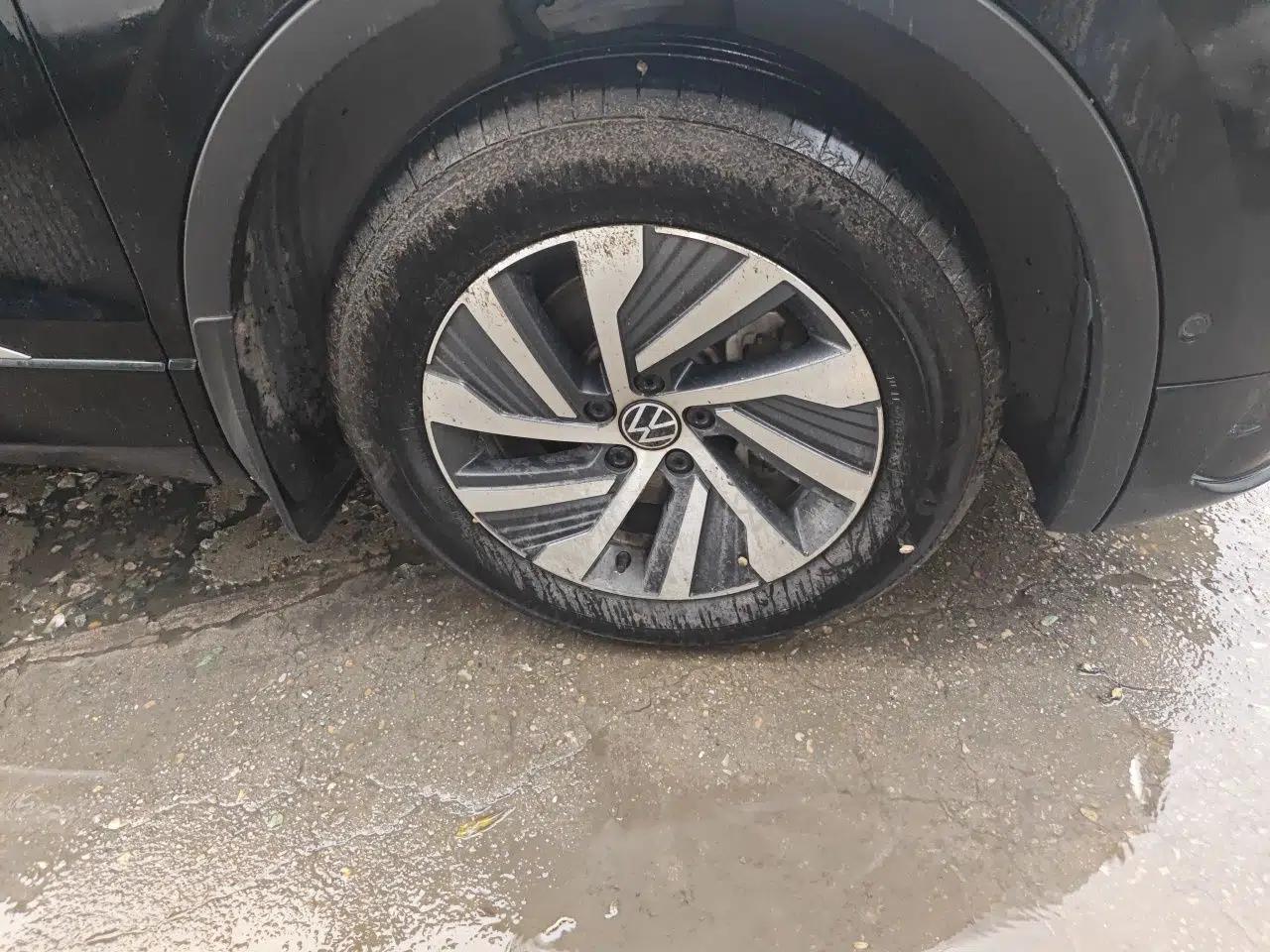 Volkswagen Tiguan L New Energy 2023 430 PHEV Plug-in Hybrid Flagship Edition — миниатюра 8